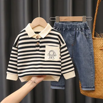 2023 Весенне-осенние комплекты одежды для мальчиков в корейском стиле из 2 предметов, хлопковая толстовка в полоску + джинсовые штаны, комплект одежды для маленьких мальчиков, одежда для детей 0-5 лет